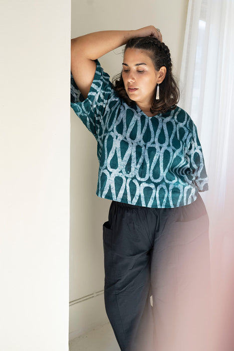 Green Lines Care Top