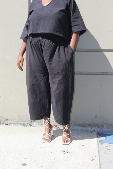 Black Relief Pant