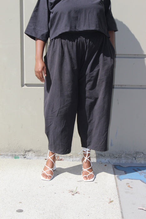 Black Relief Pant